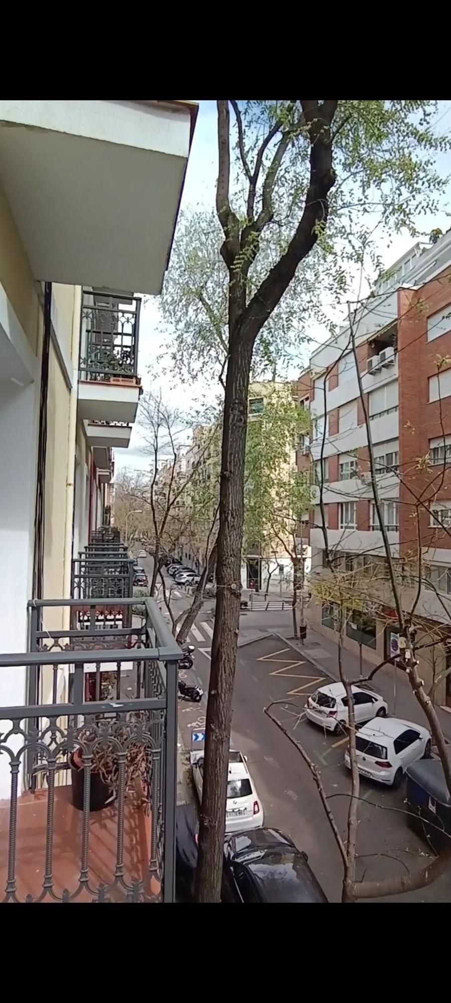 Piso Reformado De 2 Y 2 Banos Apartamento Madrid